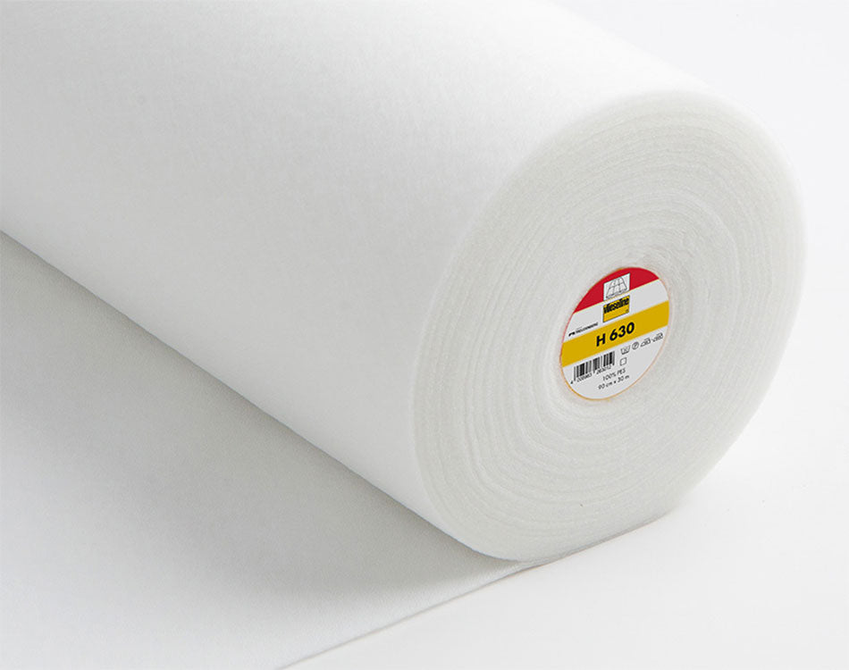 Vlieseline H 630 – weißes, aufbügelbares Volumenvlies mit weicher Struktur, 90 cm breit, ideal für Patchwork und kreative Nähprojekte