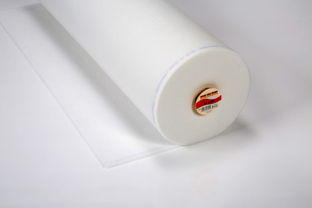 Vlieseline H 640 – dickes, aufbügelbares Volumenvlies mit besonders weicher Oberfläche, 90 cm breit, ideal für Jacken, Quilts und Accessoires