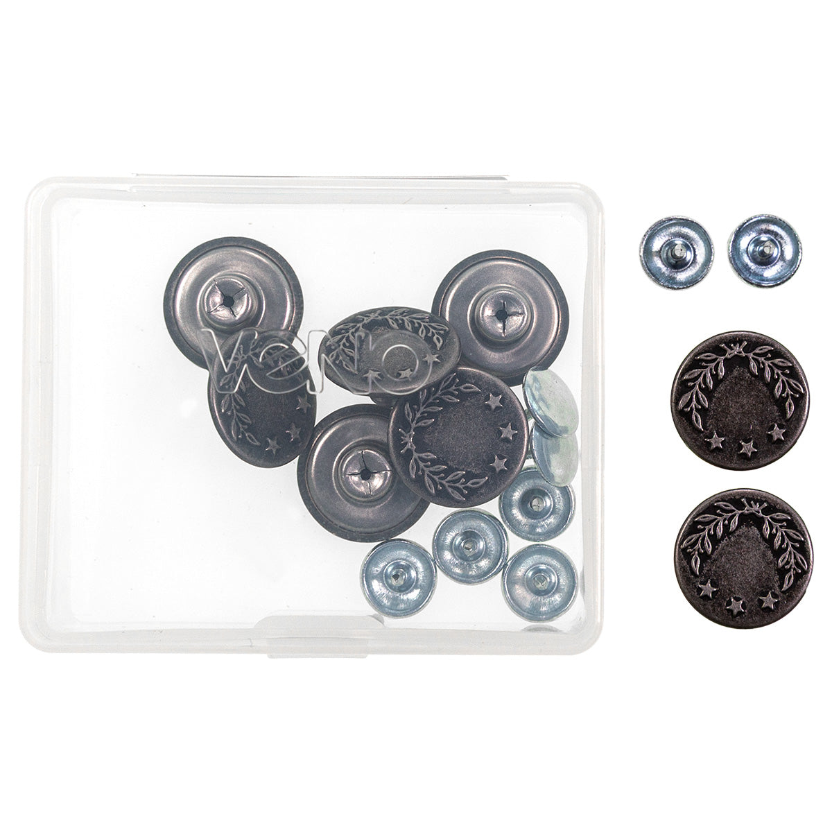 Nahaufnahme Jeansknopf 20 mm in Altsilber von VENO – Detail der Metalloberfläche und Prägung