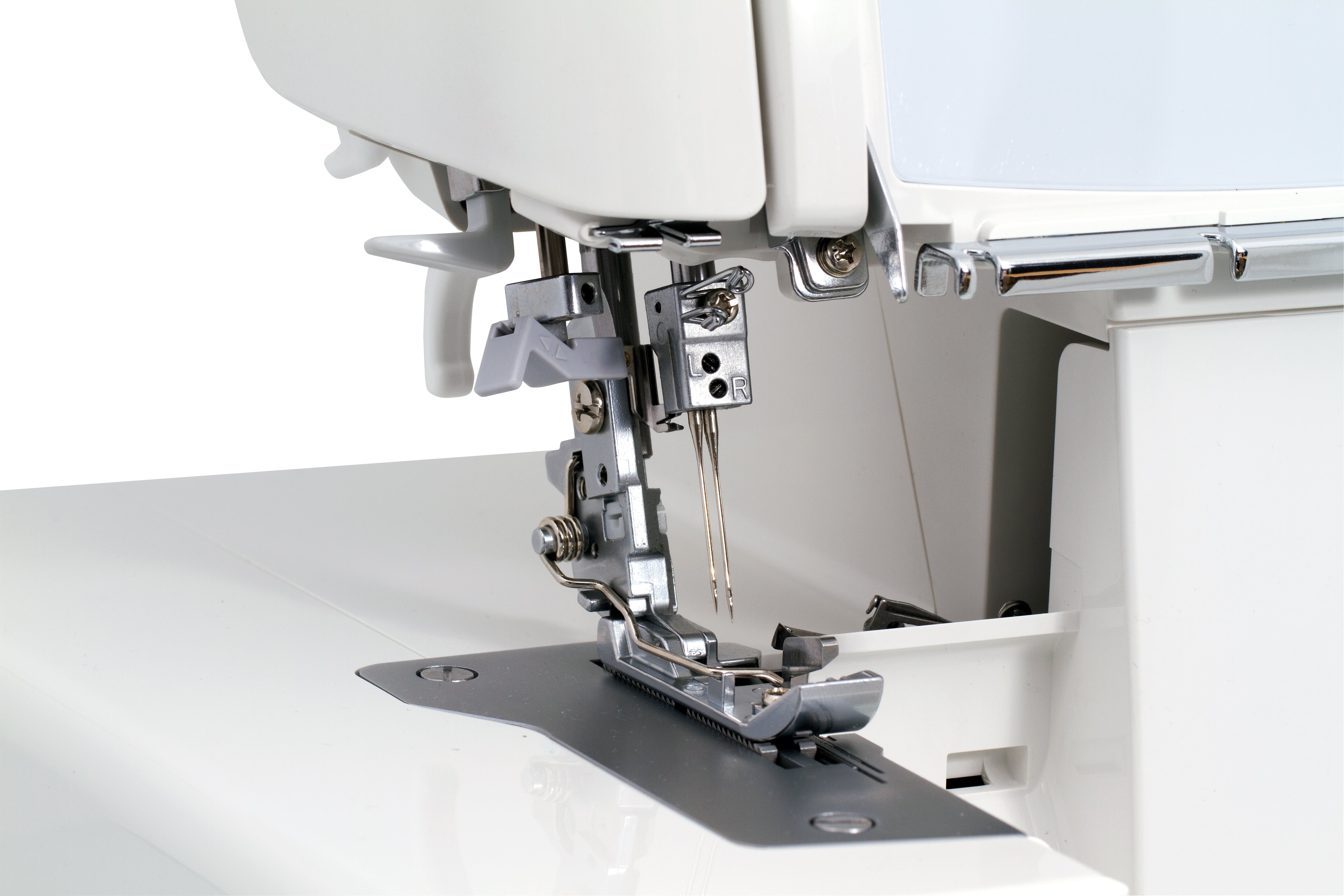 Juki Mo-1000 Abstand Gehäuse-Stichplatte