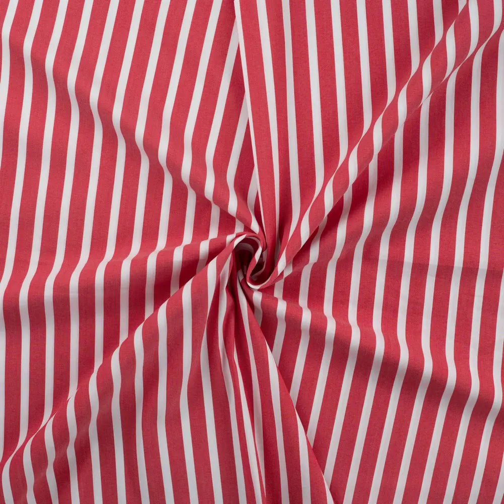 Gestreifter Popeline Stretch Stoff in Rot – leichter elastischer Stoff für Hemden und Blusen.