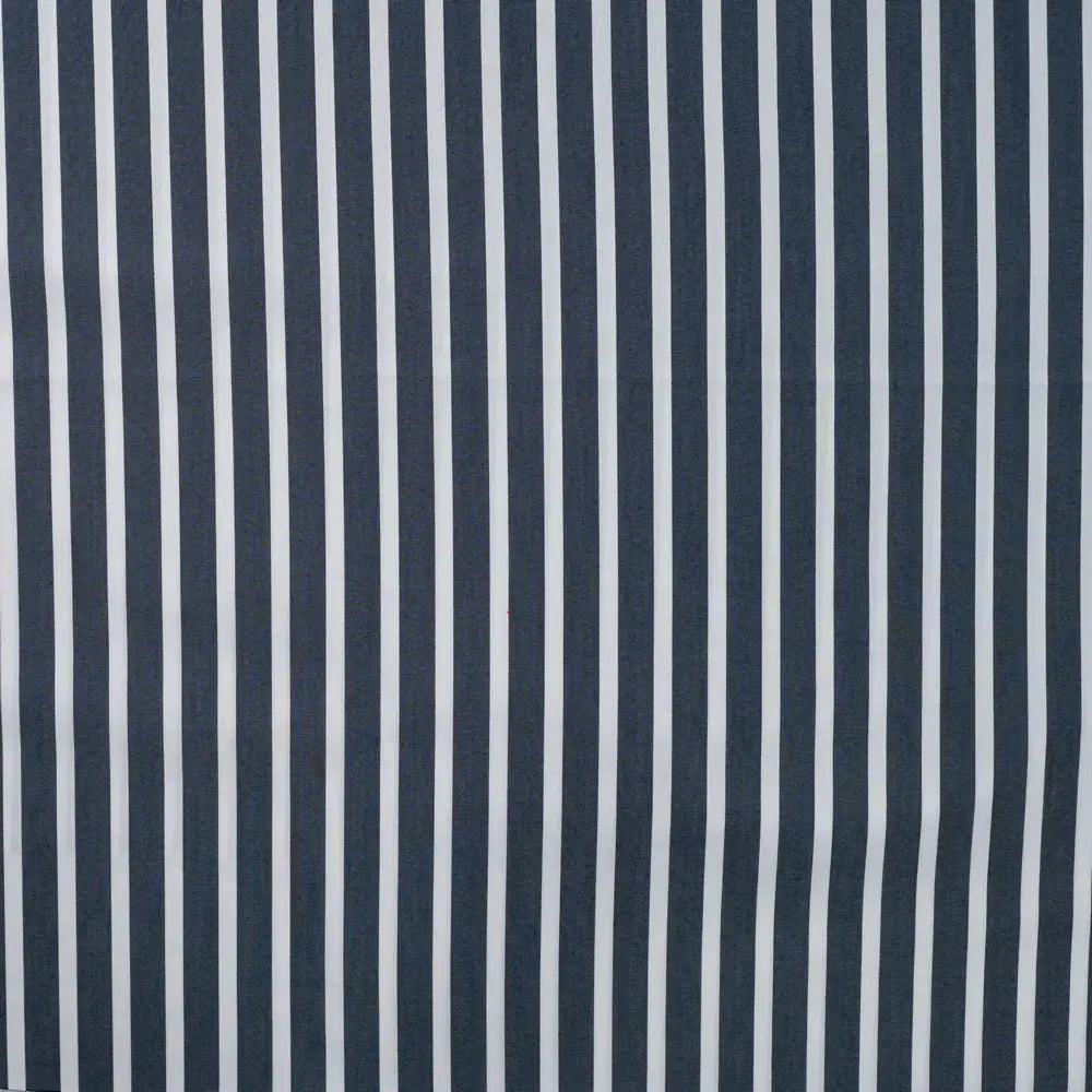 Gestreifter Popeline Stretch Stoff in Marine – leichter elastischer Stoff für Hemden und Blusen.